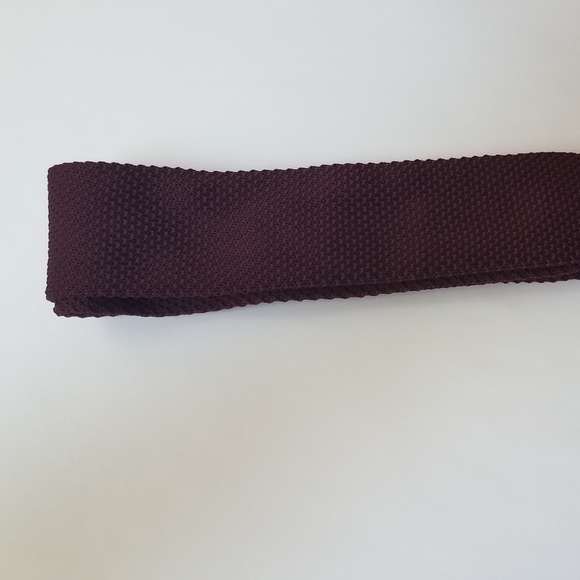Elegance Burgundy Knit Tie - Picture 1 of 2